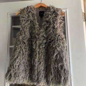 Fur vest